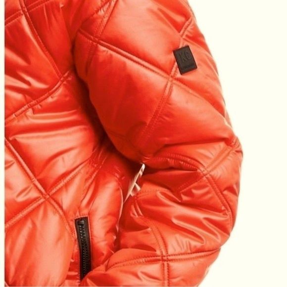 KENNETH COLE Cire Diamond Quilted Puffer Coat Size Large Red.  New/w Tags - Picture 2 of 3